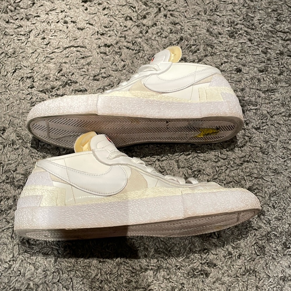 Nike White and Cream Athletic Shoes